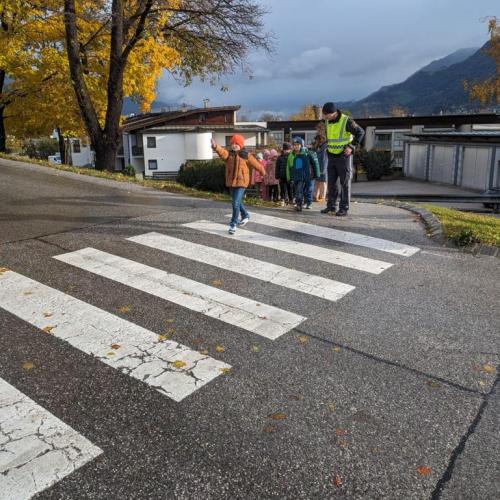 Besuch der Polizei in den 1. Klassen