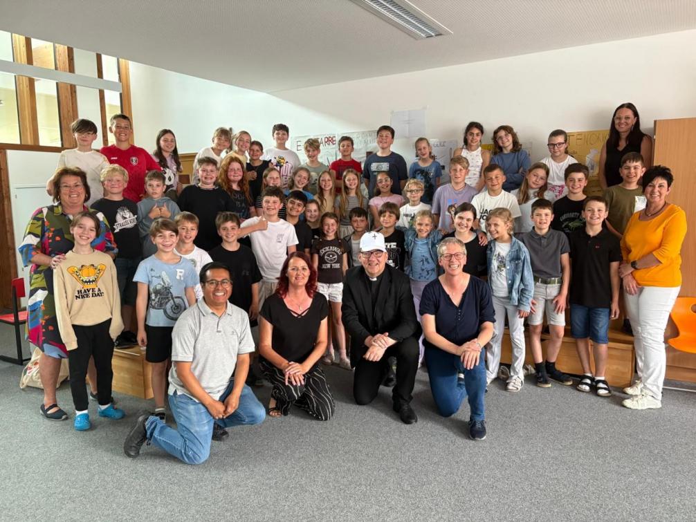 Besuch Bischof Hermann